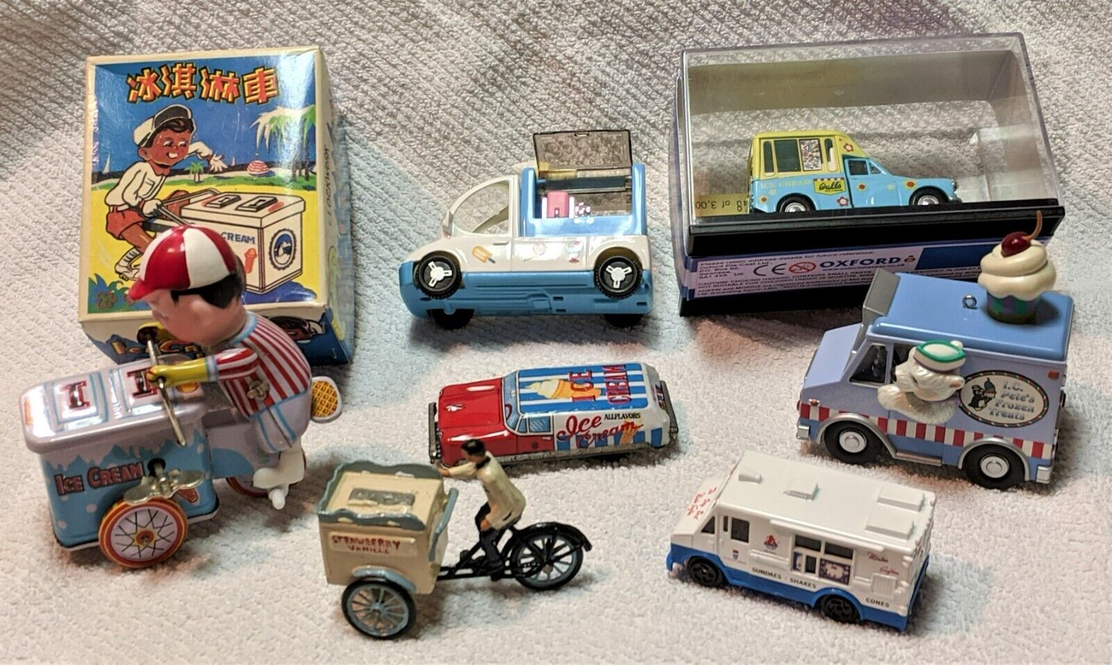 Toy Ice Cream Delivery Vehicle Die Cast Pressed Metal Windup Designs 8 Different