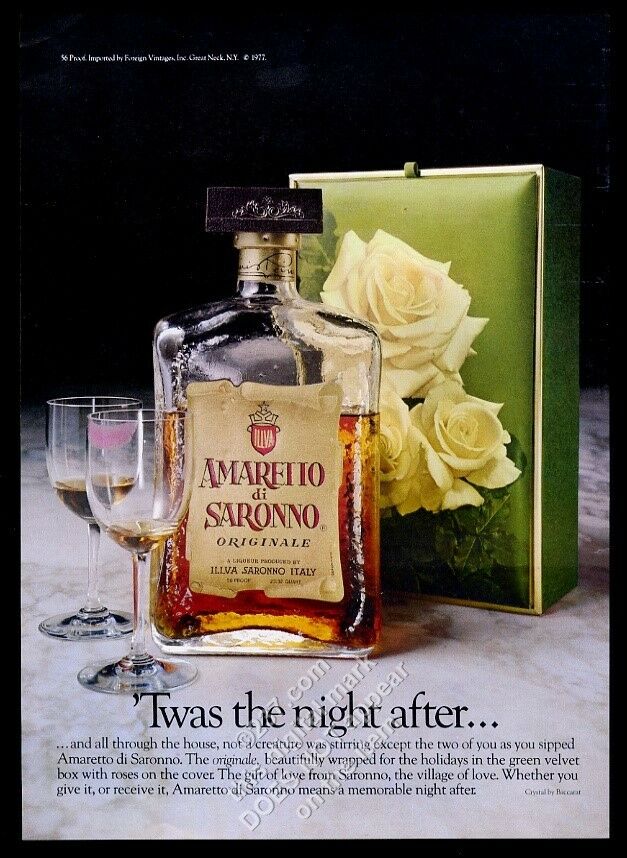 1977 Amaretto Di Saronno Bottle And Box Photo Vintage Print Ad
