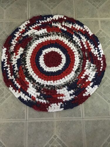 New Handmade Round Rag Rug 24” Red,white And Blue
