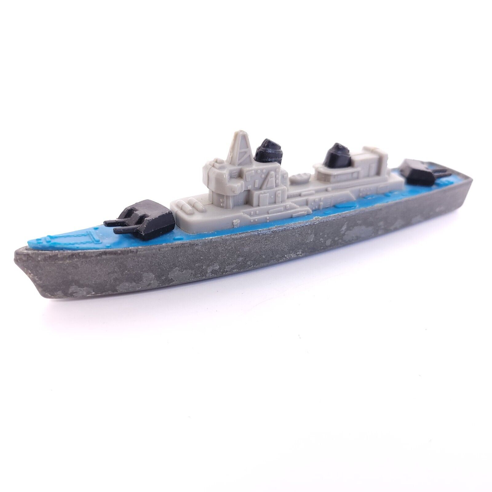 Tootsietoy WWII Navy Destroyer Diecast Military Boat Cast Hull On Wheels
